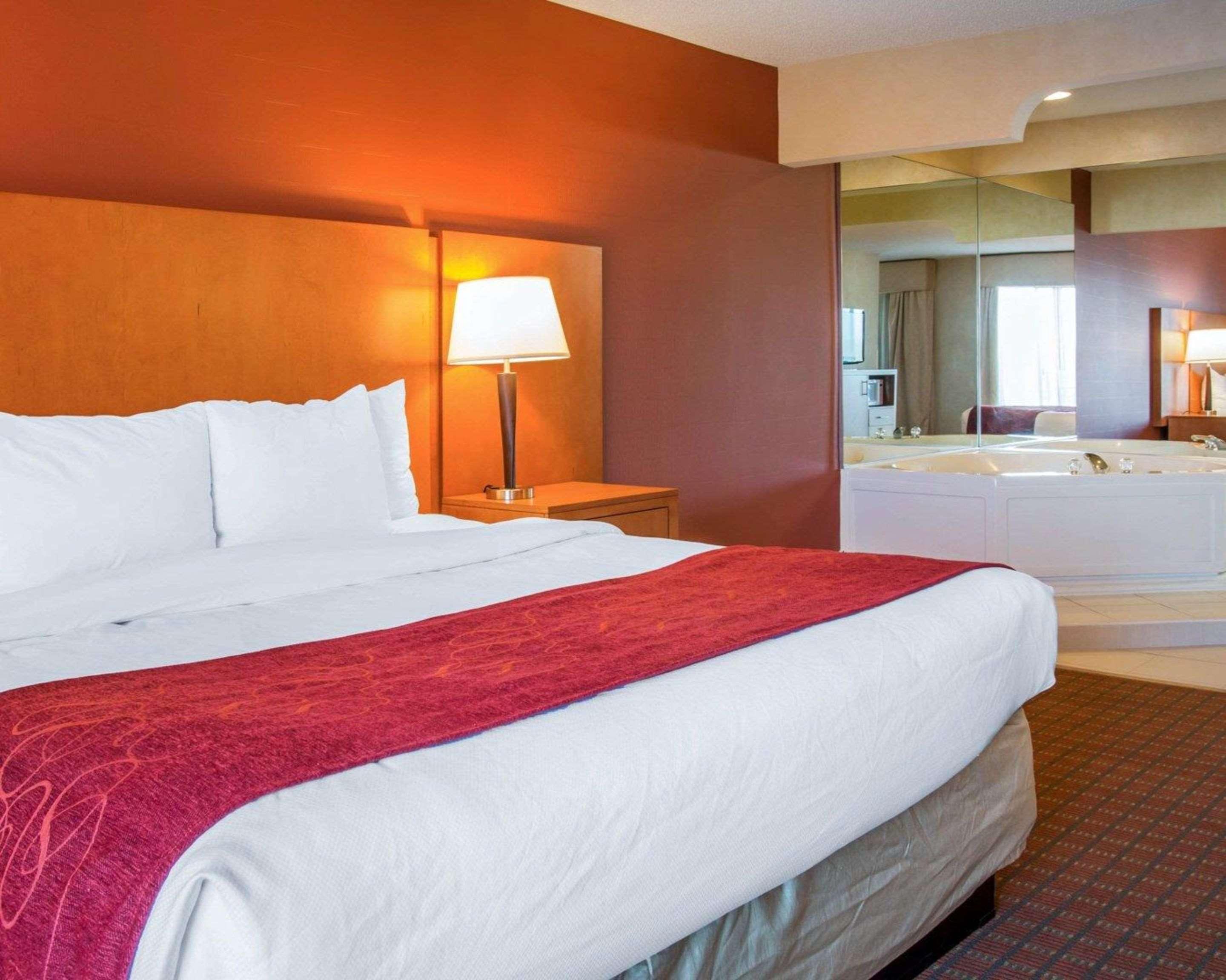 Comfort Suites Auburn Hills-Detroit Εξωτερικό φωτογραφία