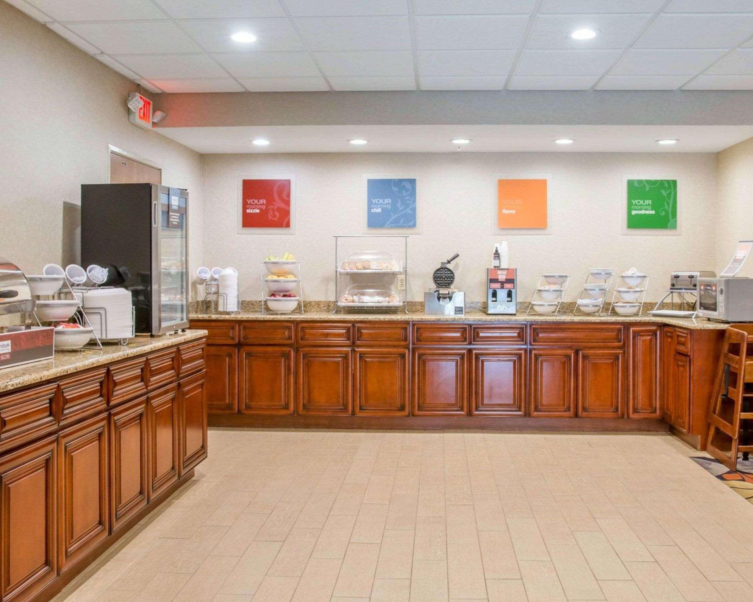 Comfort Suites Auburn Hills-Detroit Εξωτερικό φωτογραφία
