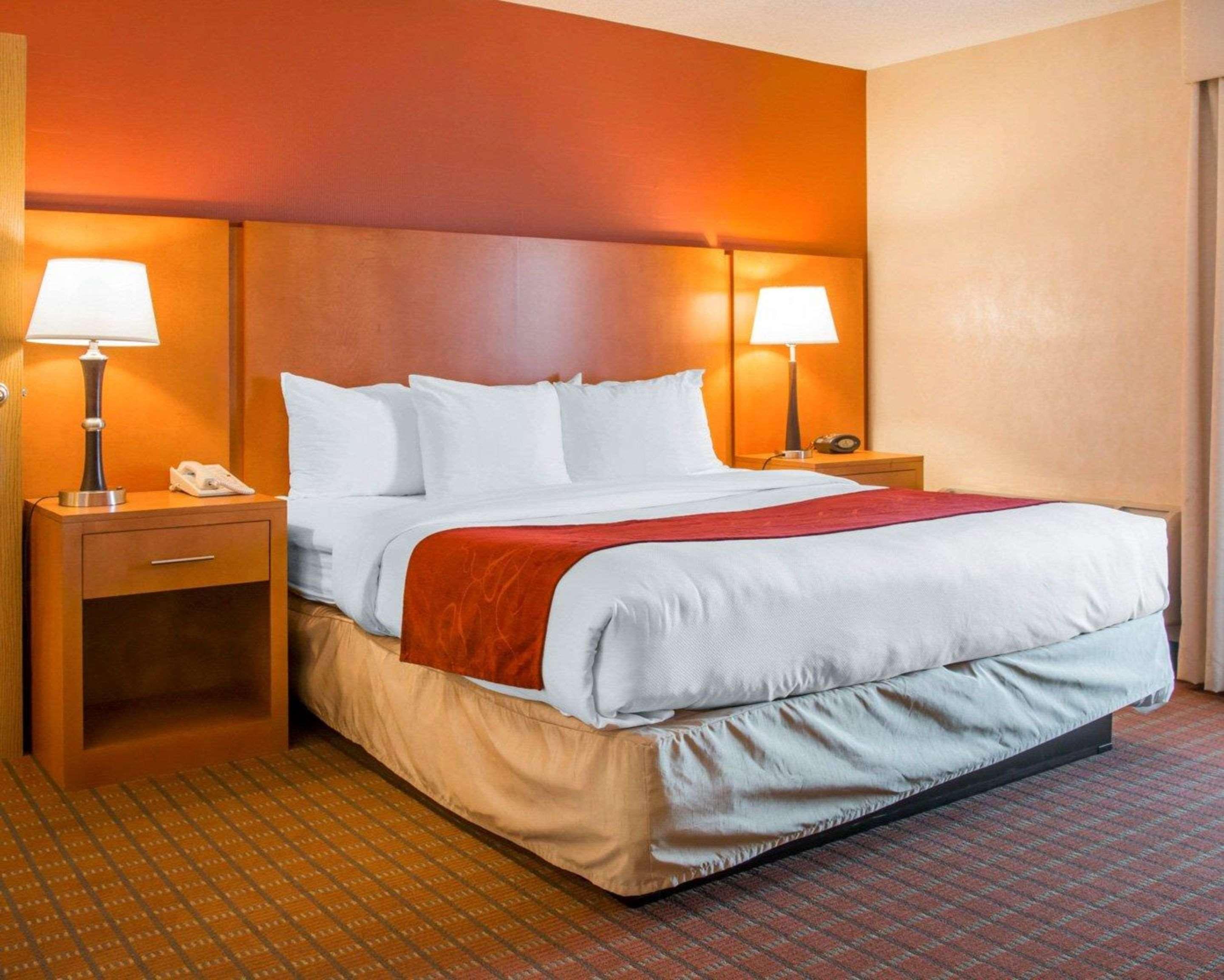 Comfort Suites Auburn Hills-Detroit Εξωτερικό φωτογραφία