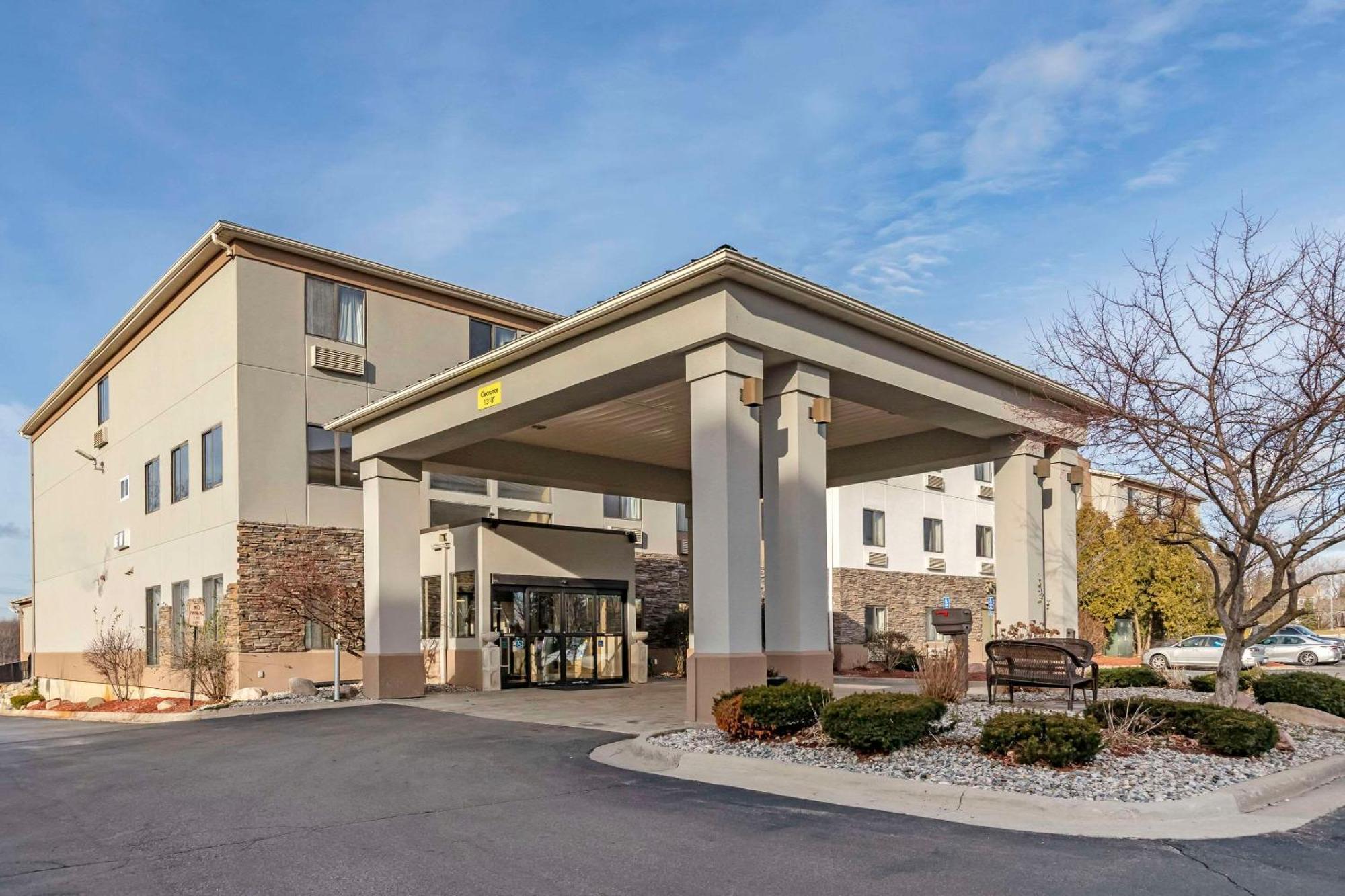 Comfort Suites Auburn Hills-Detroit Εξωτερικό φωτογραφία